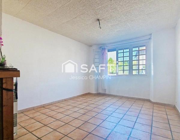 Maison familiale spacieuse avec jardin et fort potentiel d'aménagement