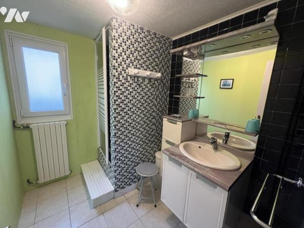 Une maison d'habitation avec un gite - FOUESNANT