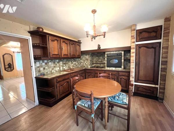 Une maison d'habitation avec un gite - FOUESNANT