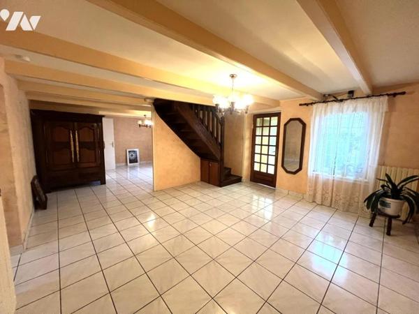 Une maison d'habitation avec un gite - FOUESNANT