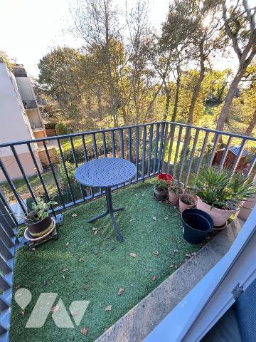 À PONT-PÉAN, à proximité immédiate de l'axe Rennes-Nantes et du centre-bourg, découvrez cet app...