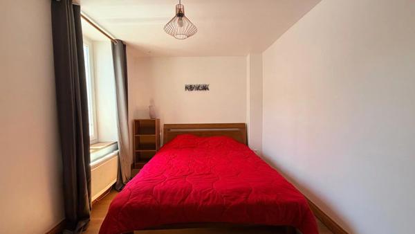 Vente                                                      Maison de village
                        
                     5 pièces                      110 m2                     à Cernoy-en-Berry