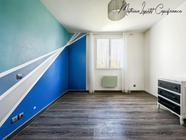 📍 À vendre – Maison de plain-pied de 100 M² à 2 minutes du centre de Vergt sur terrain de 3430 M²