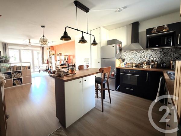 Appartement T3 à vendre  3 pièces - 64,47 m2 BEGLES - 33