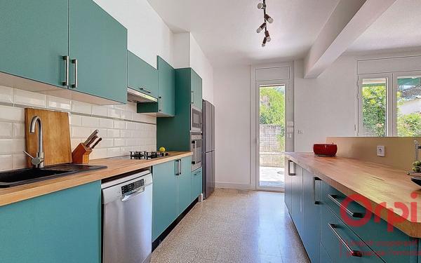 Maison à vendre    5 pièces •  Prades