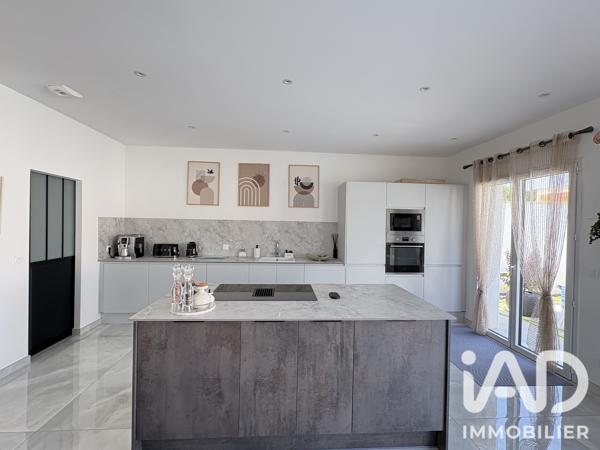 Maison à vendre 6 pièces 167 m² Sainte-Eulalie