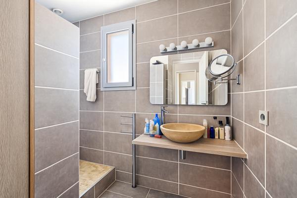 Appartement 6 pièces - 110 m² Exclusivité efficity