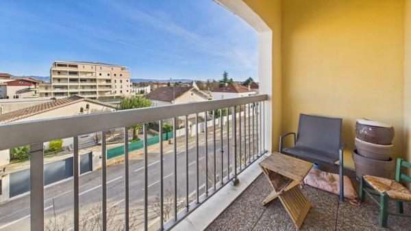 Appartement 6 pièces - 110 m² Exclusivité efficity