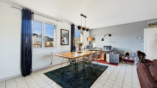 Appartement 6 pièces - 110 m² Exclusivité efficity