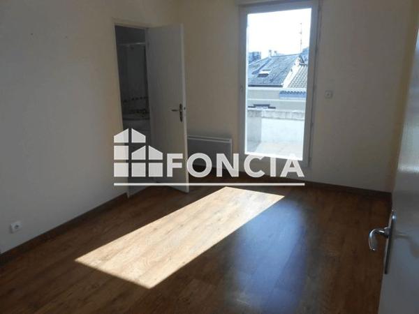 Location Appartement 4 pièces 83.5 m² - 8 RUE DU MAUPAS Limoges 87000