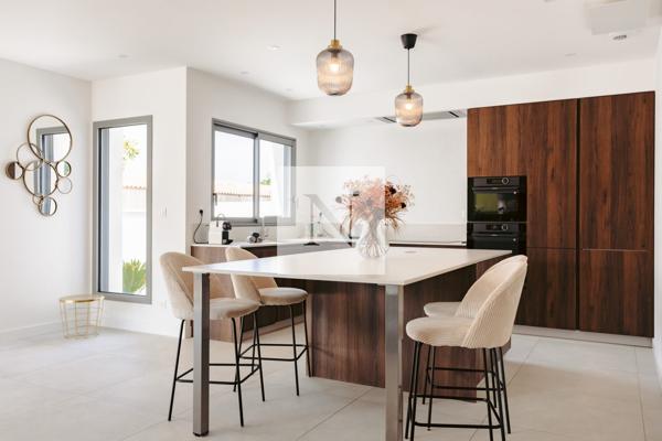 Maison contemporaine 2023 de 150 m² - piscine - Lagord