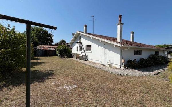 Maison à vendre    4 pièces •  Parentis-en-Born