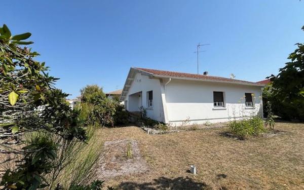 Maison à vendre    4 pièces •  Parentis-en-Born