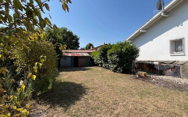 Maison à vendre    4 pièces •  Parentis-en-Born