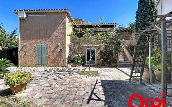 Maison à vendre    4 pièces •  Six-Fours-les-Plages