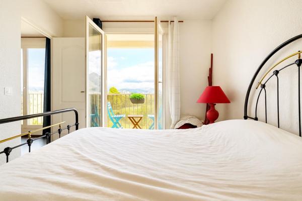 Appartement T4 – Dernier étage – Vue dégagée – Résidence Lycée Est