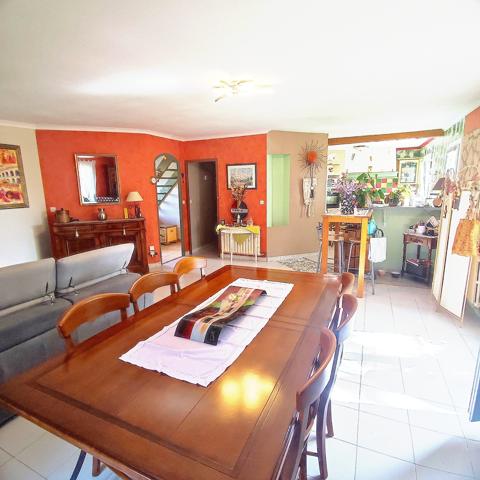 Villa familiale dans espace naturel
