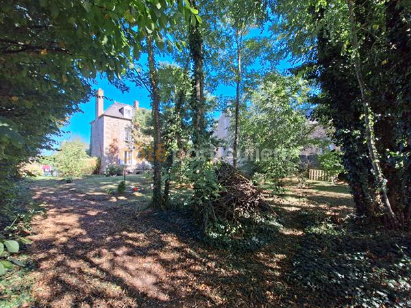 Vente
                Maison182,65 m² - 7 Pièces -
                    SAINT MALO (35400)