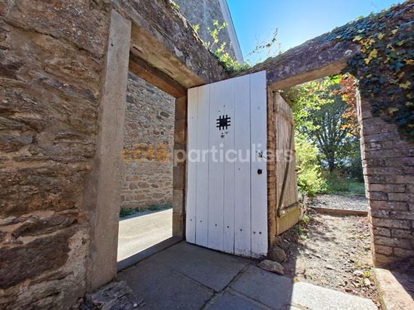 Vente
                Maison182,65 m² - 7 Pièces -
                    SAINT MALO (35400)