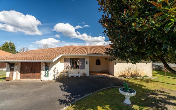 Maison à vendre    4 pièces •  Biscarrosse