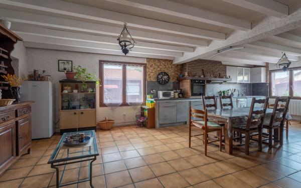 Maison à vendre    4 pièces •  Biscarrosse
