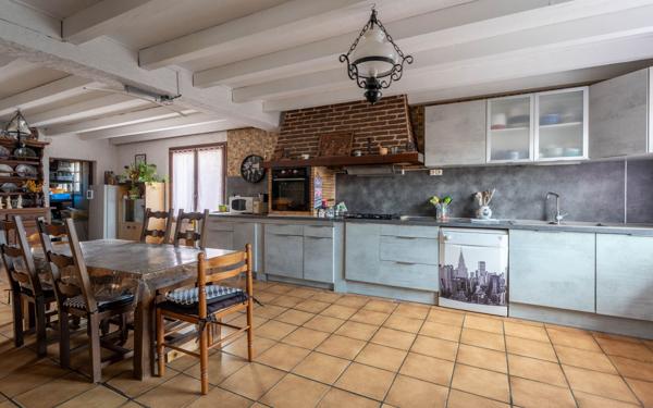 Maison à vendre    4 pièces •  Biscarrosse