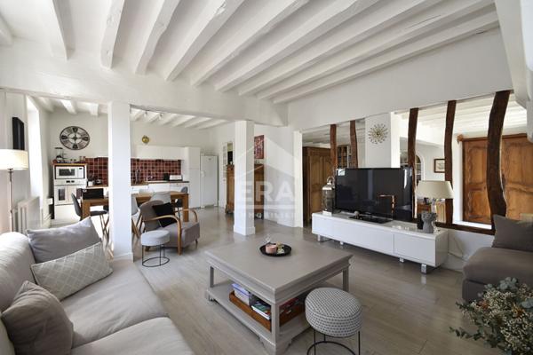 MAISON ANCIENNE SECTEUR CALME