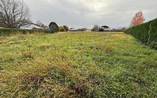 Terrain à vendre    Téthieu