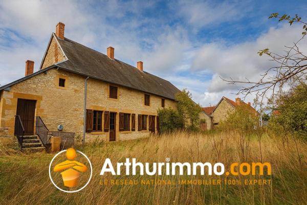 Vente Maison de village 10 pièces 386 m2 à Baugy