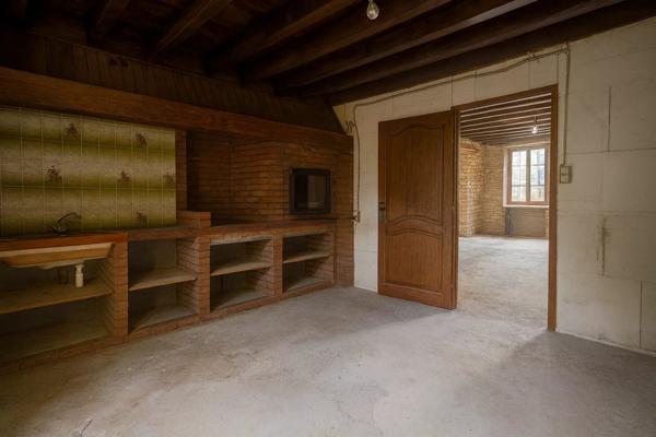 Vente Maison de village 10 pièces 386 m2 à Baugy