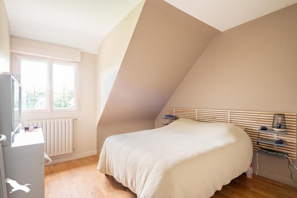 Maison à vendre 226 180 € Kernilis 7 p 128 m² DPE E