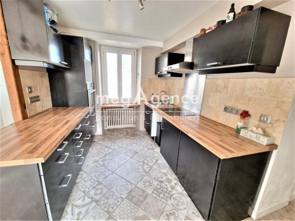 Maison à Sainville, 28700 - 5 pièces 96m²