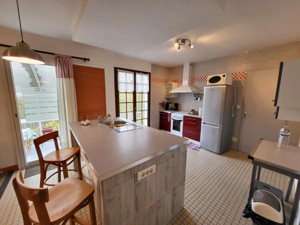 Saint Nic – Maison de Charme à Proximité de la Plage