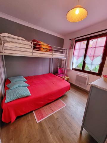 Saint Nic – Maison de Charme à Proximité de la Plage