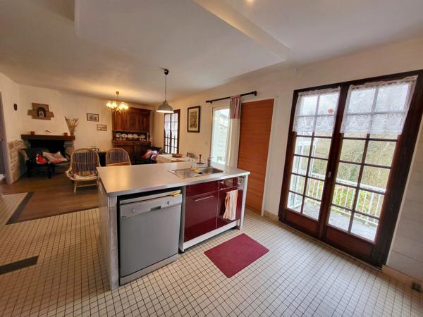 Saint Nic – Maison de Charme à Proximité de la Plage