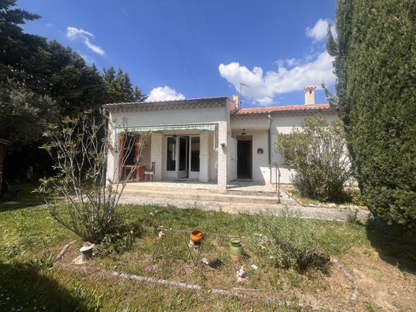 Pernes-les-Fontaines (84210) Maison plain-pied 3 chambres – DPE C – Pernes-les-Fontaines – Quartier calme, centre à pied