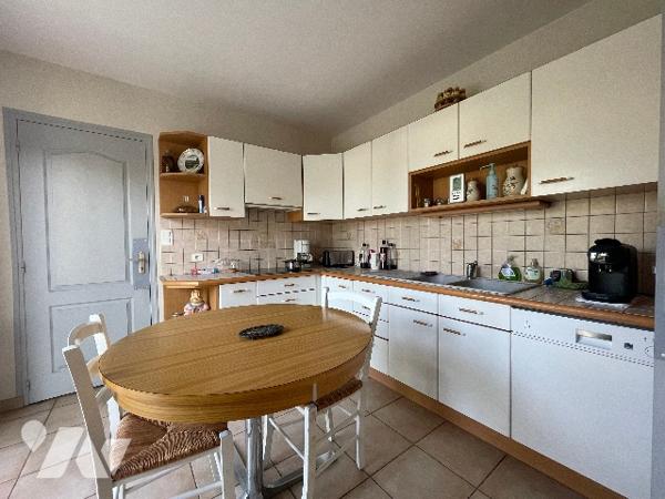 VARADES - MAISON FAMILIALE AVEC VIS DE PLAIN-PIED, PROCHE DES SERVICES