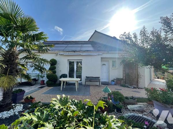 VARADES - MAISON FAMILIALE AVEC VIS DE PLAIN-PIED, PROCHE DES SERVICES