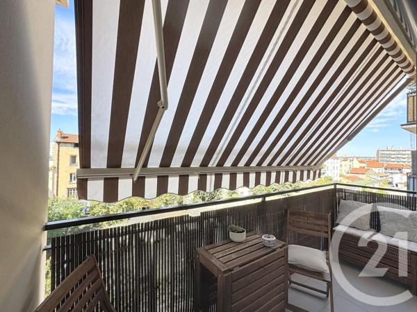 Appartement à vendre  4 pièces - 73,56 m 2   VILLEURBANNE  - 69