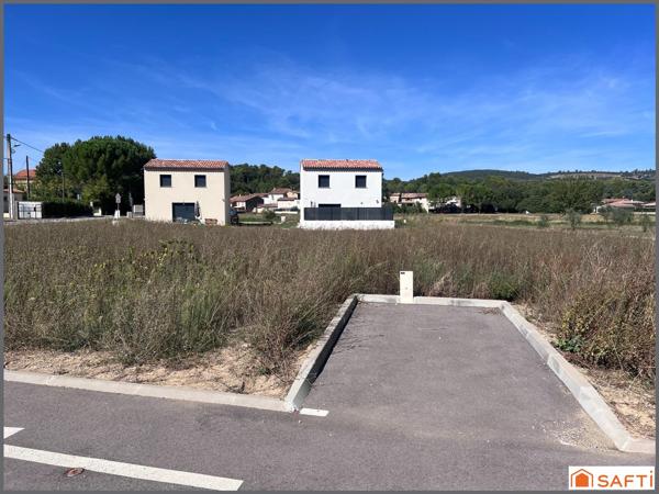 Terrain à bâtir proche de Brignoles, villas R+1