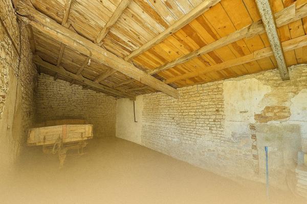 Maison à vendre 4 pièces, au cœur de Sainte-Marie-de-Ré – Parcelle de 1 200 m² avec dépendances en pierre MARIE DE RE (17)