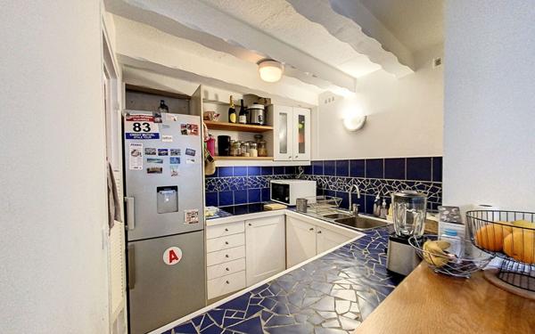 Appartement à louer    1 pièce •  Saint-Maurice