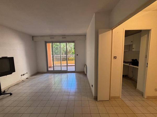LE CANNET Appartement 2 pièces 45m² avec terrasse, garage, cave et piscine ? Quartier Les Moulieres