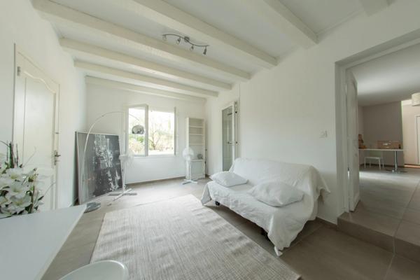 LES ANGLES (30133) – MAISON INDIVIDUELLE DE PLAIN-PIED – 4 CHAMBRES – JARDIN PISCINABLE – TERRAIN CONSTRUCTIBLE – GARAGE