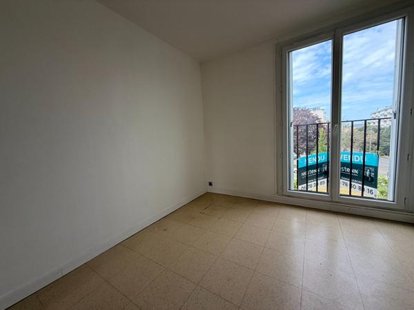 ANGERS- A VENDRE - Appartement de 68m² - 3 pièces - proche du centre ville d'Angers- Calme et lumineux