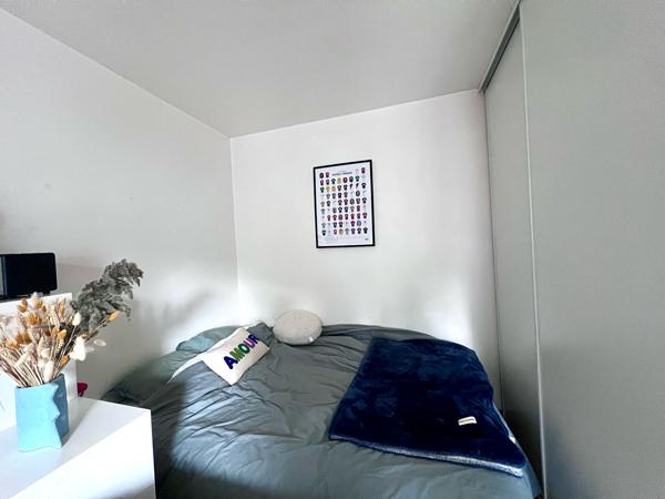 Appartement Suresnes 1 pièce(s) 26 m2