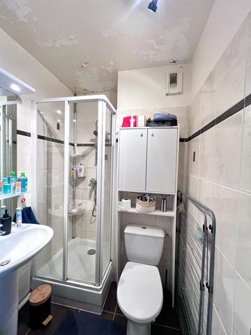 Appartement Suresnes 1 pièce(s) 26 m2