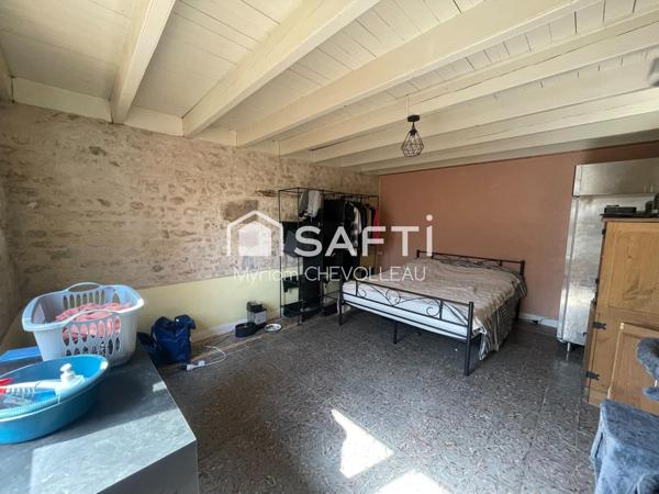 Maison en pierres et poutres apparentes 200m² 5 chambres