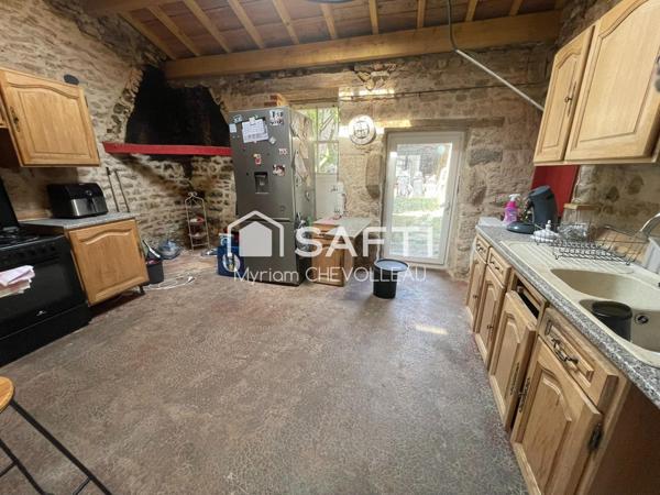 Maison en pierres et poutres apparentes 200m² 5 chambres