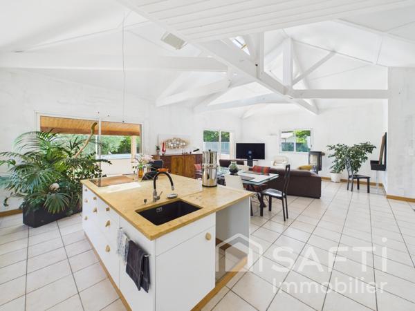 Maison familiale de 155 m2, 4 chambres, avec piscine, grand terrain et environnement calme – Le Taillan-Médoc